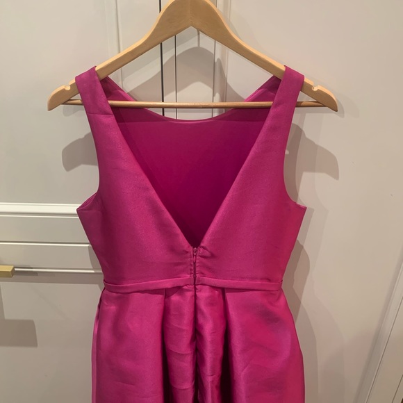 Perfect Cocktail Dress... - Picture 2 of 3